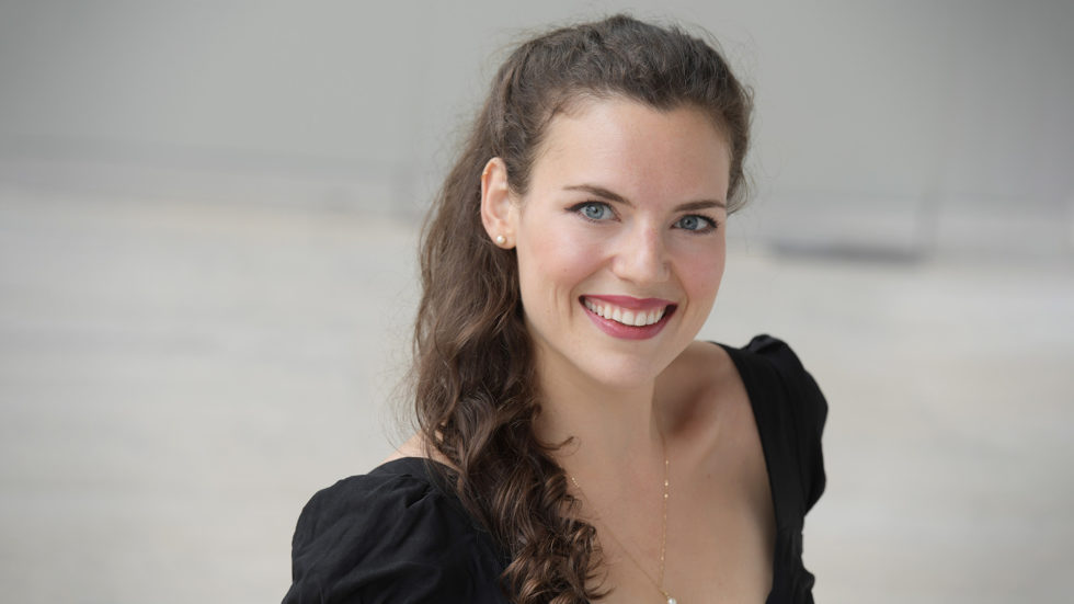 IMG Artists Welcomes Soprano Kirsten MacKinnon to its Roster for General Management